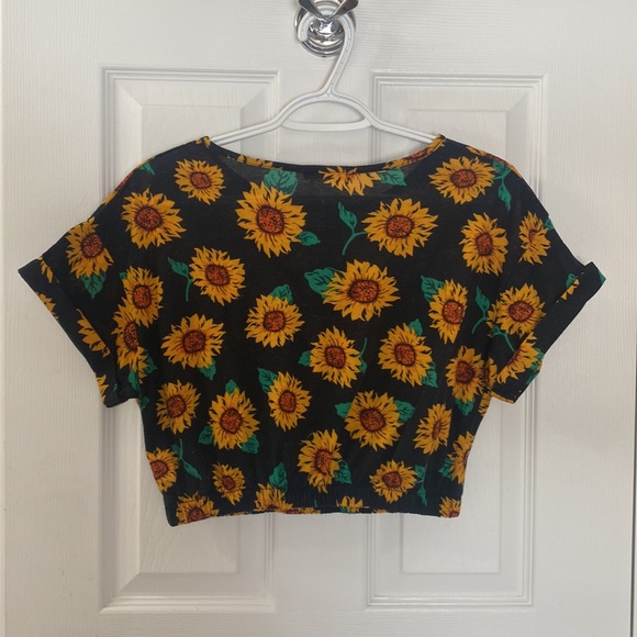 Ardene crop shirt - Picture 2 of 2